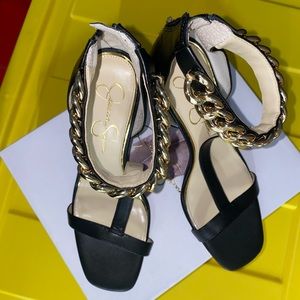 Jessica Simpson very sexy sandal 👡 9.5 worn maybe twice.